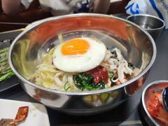 -许哥东北烧烤·铁丳烤串·宫后夹肉(繁花中心店)