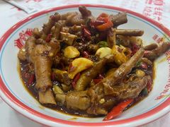 -堂瓦里·33年传统赣菜(第一街区店)