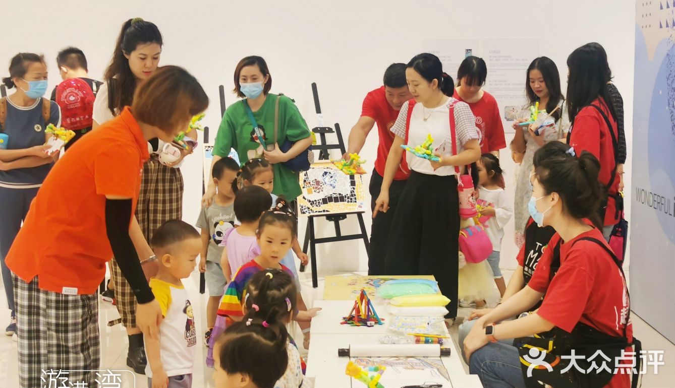 未来艺术家•作品展 开幕啦！！