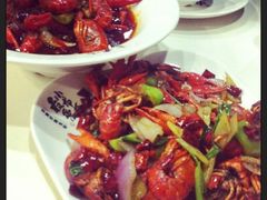-龙巢盱眙龙虾·牛蛙·烧烤宵夜(八卦岭店)