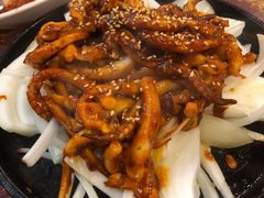 铁板鱿鱼须-喇喇排骨火锅·传统韩式脊骨汤(望京西园总店)