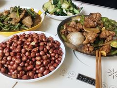 -泉畔人家·老济南经典鲁菜(大明湖店)