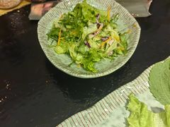-臻牛烤肉