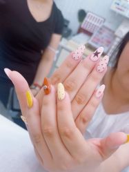 -赢韵美甲美睫瑞士净斑中心