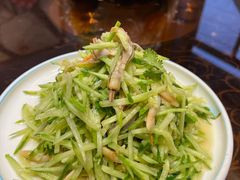 黄瓜拌海蛏子-姜家味锅贴小海鲜