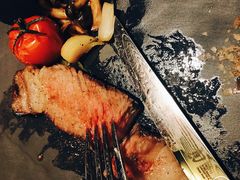 -恰餐厅及酒吧 CHAR Bar & Grill (北京丽都皇冠假日店)