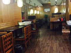 -臻吃客主题餐厅(人民路店)
