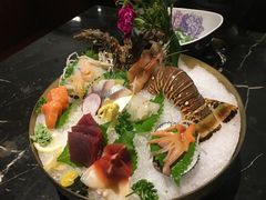 -半岛翡丽海鲜自助餐厅(观风亭店)