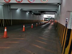 -湖滨银泰in77 C区-停车场