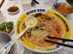 -粉小主·贵州酸汤牛肉粉(南京仙林金鹰店)