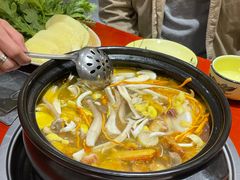 -菌之家·专业纯野生菌火锅·特色炒菌
