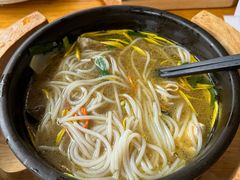 -桥香园过桥米线(国贸店)