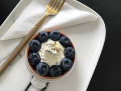 蓝莓塔-UNI UNI(环亚凯瑟琳店)