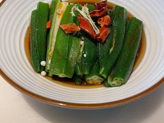 -港丽餐厅(高德置地店)