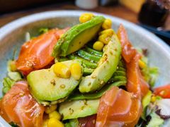 牛油果沙拉-平川日本料理