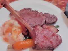 烧牛肉-鸣诗自助餐(澳門四季酒店)