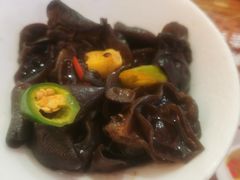 -贯一台湾牛肉面(八一七中路店)