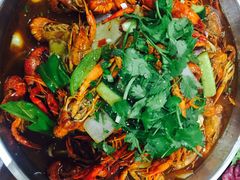 -乡土黄·鲜牛肉火锅·小龙虾(兴业街店)