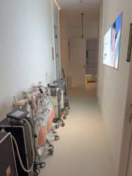 -苑苑vbeauty科技美容SPA