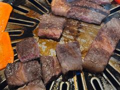 -炼火烤肉店