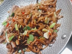 -雀舞云南菜(天津天河城购物中心店)