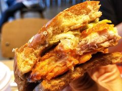 果木香风味火烤鸡腿堡-汉堡王(南京砂之船店)