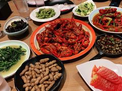 -沪小胖小龙虾(淮海中路旗舰店)