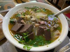 羊汤-春雨羊汤店(广开四马路总店)