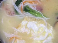 -香巴拉云南餐厅(华莱坞店)