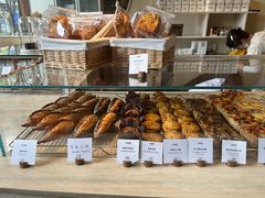 -VERIE BAKEHOUSE