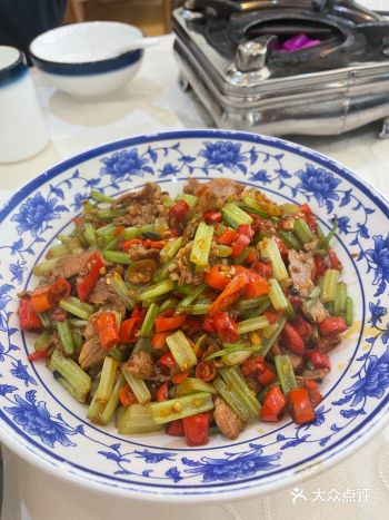 「翠清酒家(翠微路店)」 翠清是多年前对湘菜的美好记