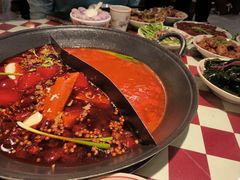 -赵美丽重庆火锅(西安直营总店)
