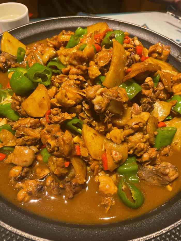 楼兰古丽大盘炒鸡大唐西市店