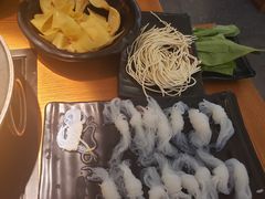 -呷哺呷哺(凯旋广场店)