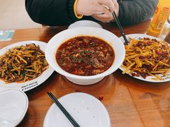 干煸藕丝-椒香川流不息川菜馆(二七北路店)