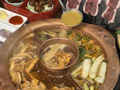 -滇釜火锅·能喝汤的火锅(车公庄店)