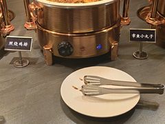 -牛YO寿喜烧·铁板烧和牛火锅自助(市府恒隆店)