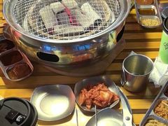 -叽叽扎扎烤肉场(生态城万达店)