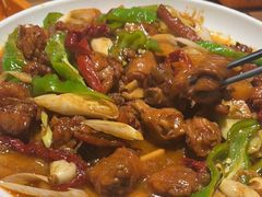 大盘鸡配皮带面-谷丽麦馕新疆菜·清真(步步高梅溪新天地店)