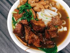 牛腩猪肠河粉-珍珍小食店(西华路店)