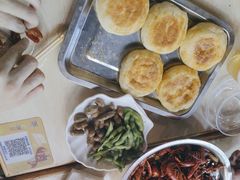 -柒五龙虾(八王寺店)