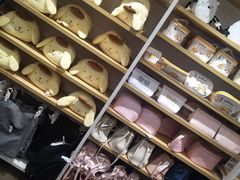 -名创优品(广东东莞东城万达2店)