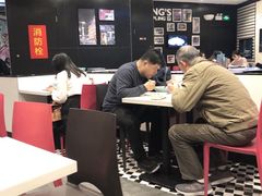 大堂-小杨生煎(龙之梦购物中心店)