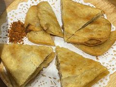 -有红鸡毛店·川菜(建设路店)