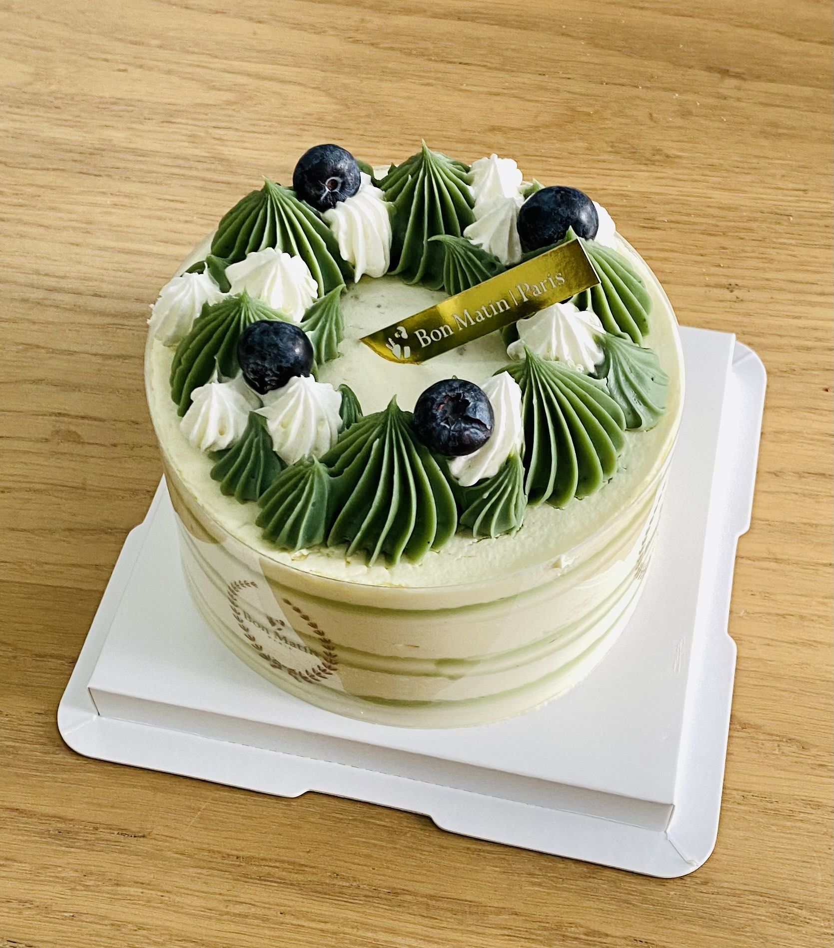 早安巴黎的抹茶海盐蛋糕也太好吃了吧!