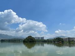 -星湖旅游景区七星岩