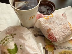 -麦当劳(欢乐谷店)