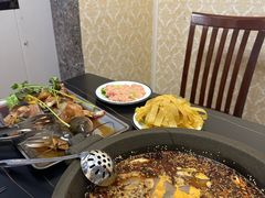 -秦巴石锅鱼(文化南路店)