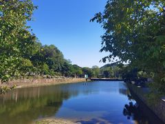 -满記土窑烧鷄波浪山莊