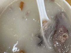 -金诚张妈妈羊汤·驴肉火烧(旧宫佳和园店)